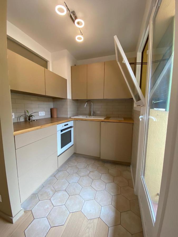 Nice Le Port - Grand Studio Apartment Екстериор снимка